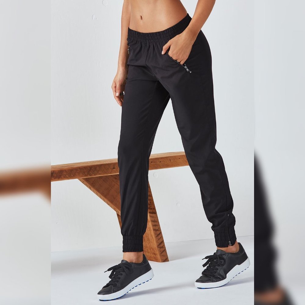 NWT Fabletics Lennox Jogger II